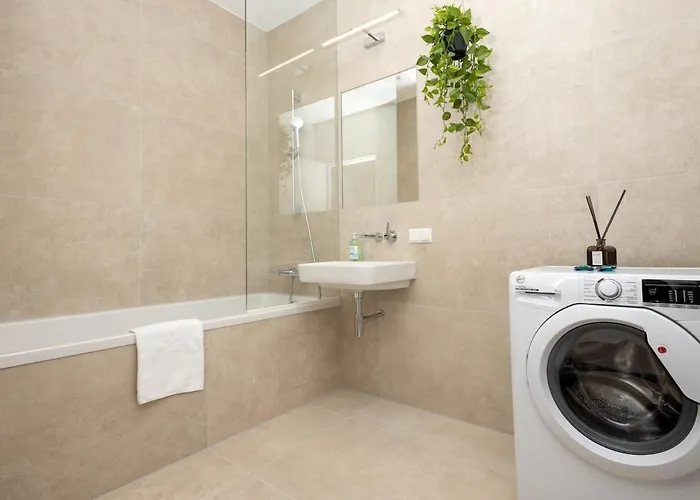 Modern With Garden & Connection *
