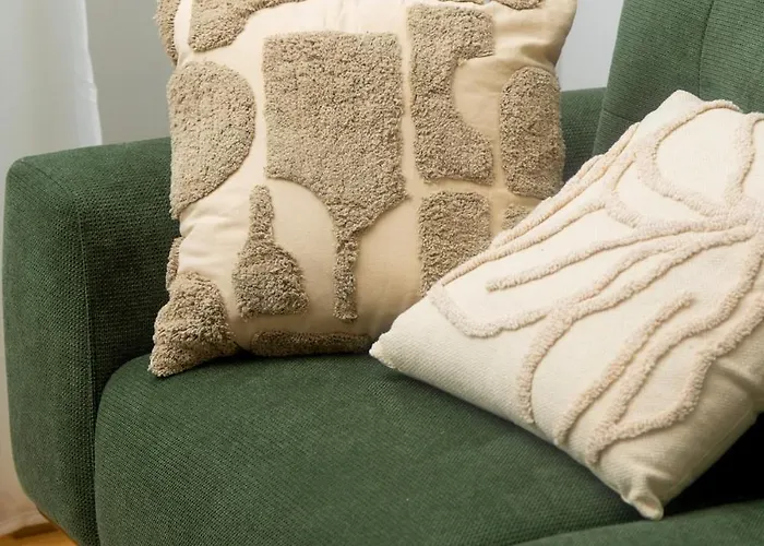 Modern With Garden & Connection *